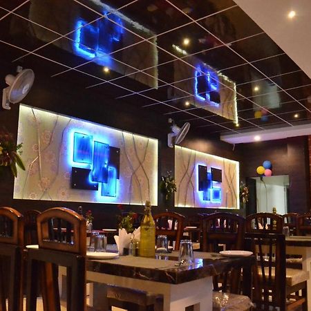 Hotel Janvi Interntaional Inn Muzaffarpur Bagian luar foto