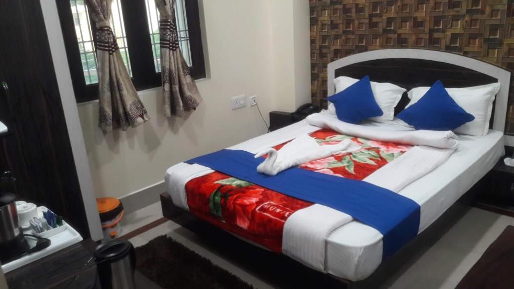 Hotel Janvi Interntaional Inn Muzaffarpur Bagian luar foto