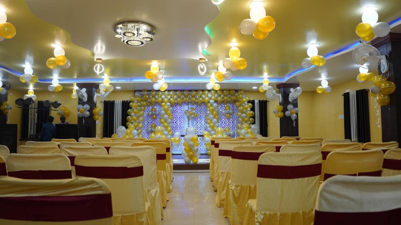 Hotel Janvi Interntaional Inn Muzaffarpur Bagian luar foto
